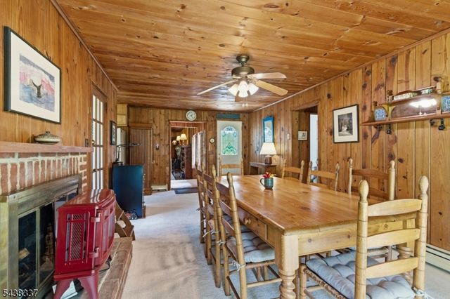 1 Maple Dr, Vernon Twp., NJ 07461