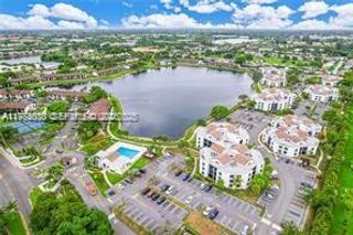 207 Lake Pointe Dr 201, Oakland Park, FL 33309