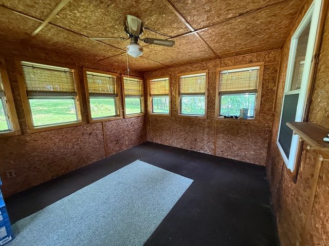 10 Vandette Ave, Dracut, MA 01826