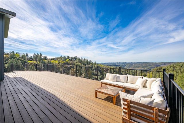 1869 Wild Cat Ct, Cool, CA 95614