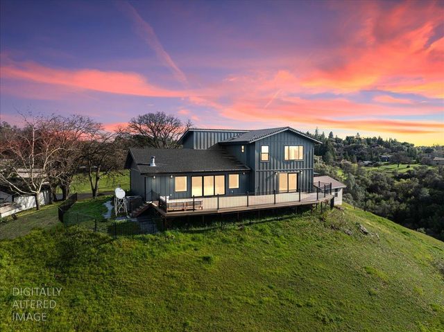 1869 Wild Cat Ct, Cool, CA 95614