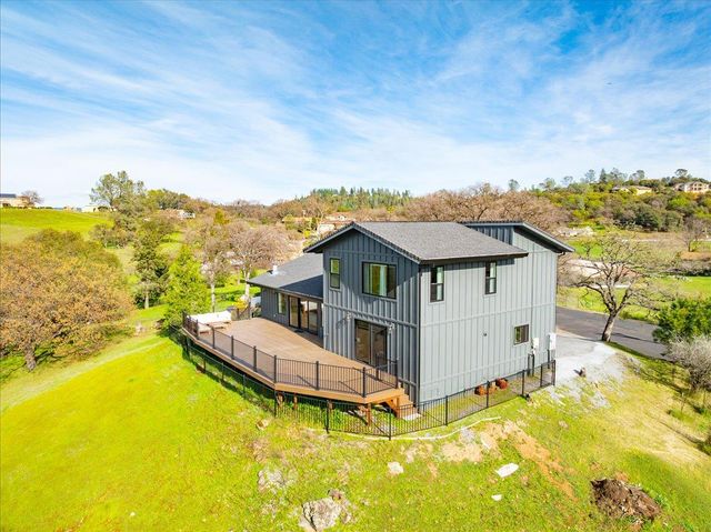 1869 Wild Cat Ct, Cool, CA 95614