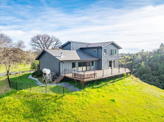 1869 Wild Cat Ct, Cool, CA 95614