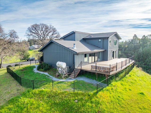 1869 Wild Cat Ct, Cool, CA 95614