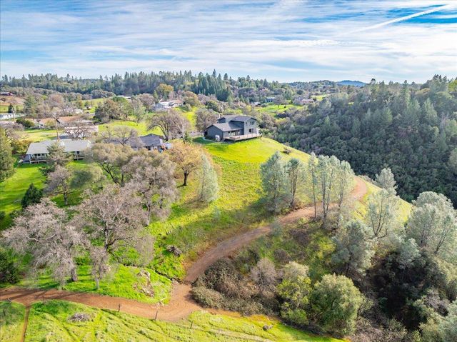 1869 Wild Cat Ct, Cool, CA 95614