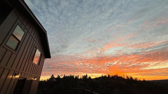 1869 Wild Cat Ct, Cool, CA 95614