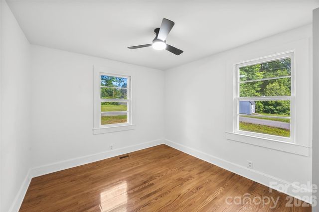 301 Gittens Street, Lowell, NC 28098