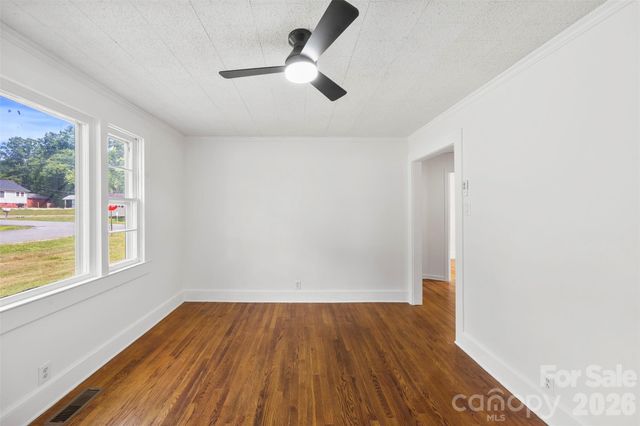 301 Gittens Street, Lowell, NC 28098