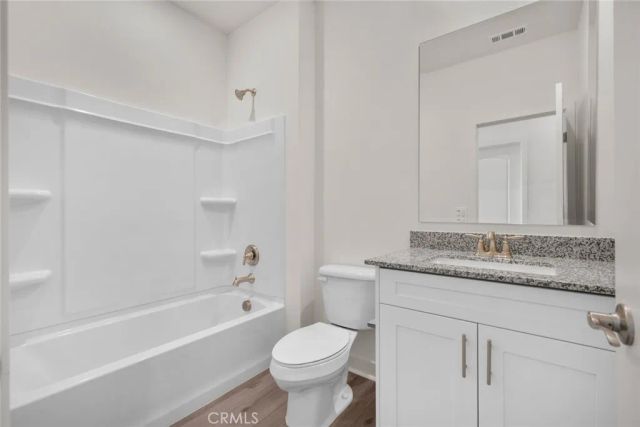 14792 Desert Lily Court, Apple Valley, CA 92307