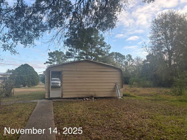 240 Boat Launch Road, Point Blank, TX 77364