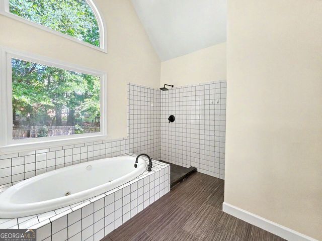 6016 Fords Lake Court, Acworth, GA 30101