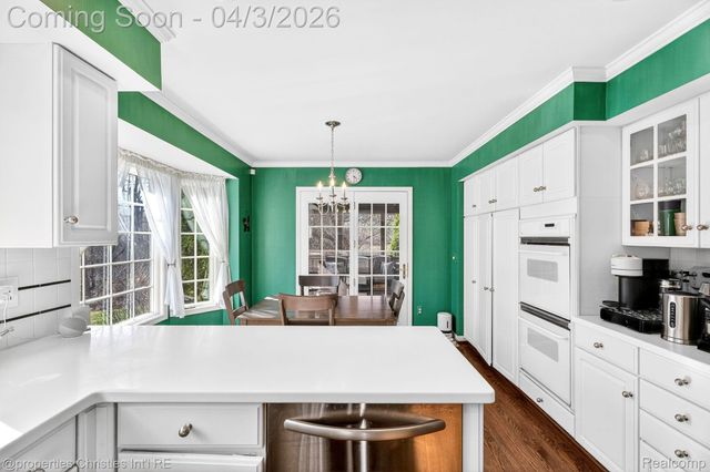 5822 Raven Road, Bloomfield Hills, MI 48301