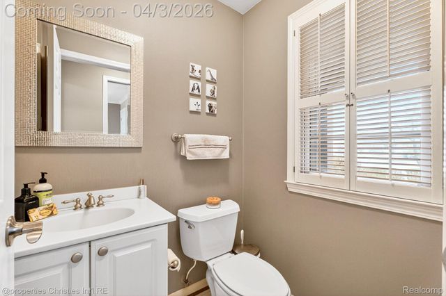 5822 Raven Road, Bloomfield Hills, MI 48301