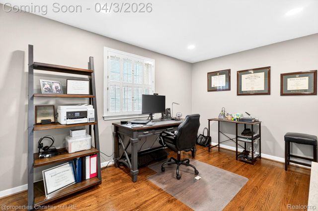 5822 Raven Road, Bloomfield Hills, MI 48301