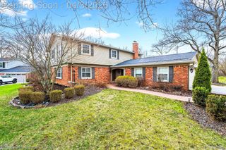 5822 Raven Road, Bloomfield Hills, MI 48301