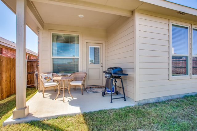 2353 Waggoner Ranch Drive, Weatherford, TX 76087