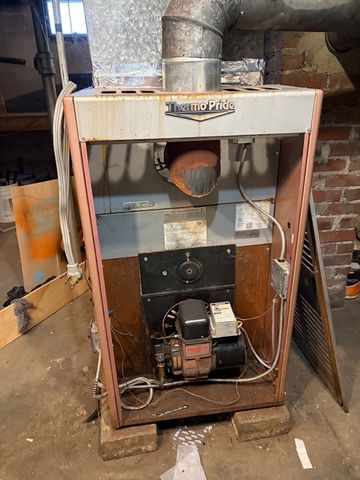 150 E Main St, Orange, MA 01364