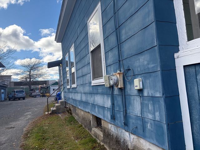 150 E Main St, Orange, MA 01364