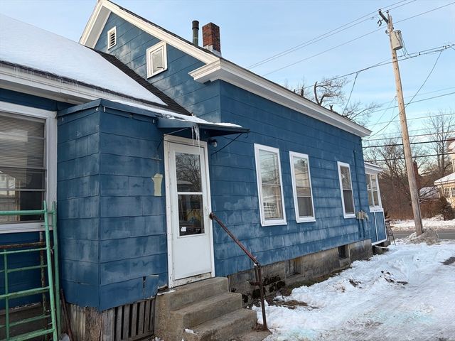 150 E Main St, Orange, MA 01364