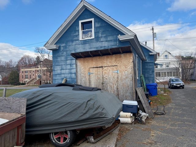 150 E Main St, Orange, MA 01364