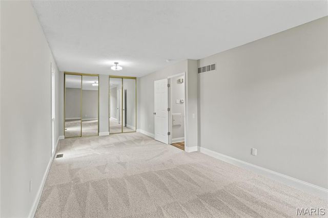 2105 Butterfield Court, Maryland Heights, MO 63043