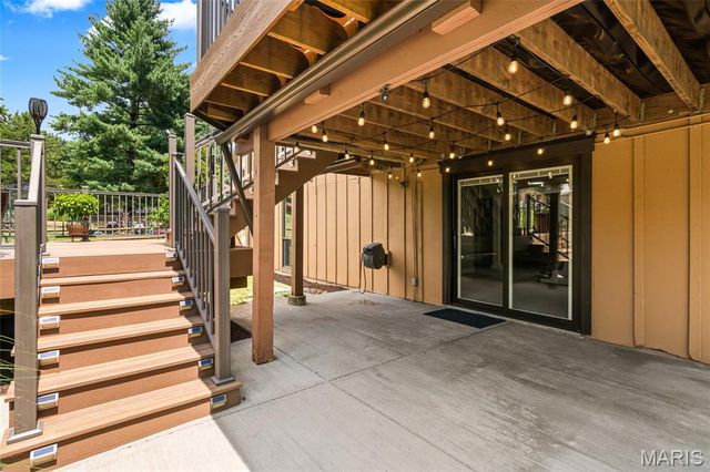 2105 Butterfield Court, Maryland Heights, MO 63043