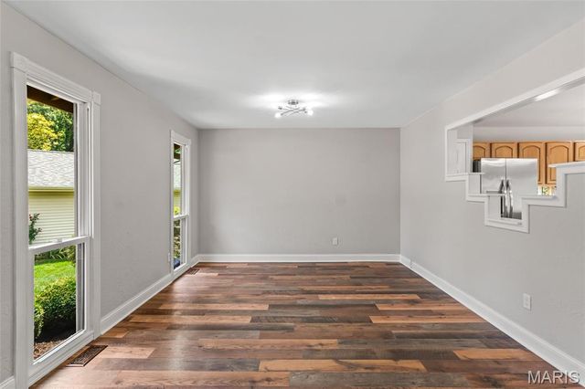 2105 Butterfield Court, Maryland Heights, MO 63043