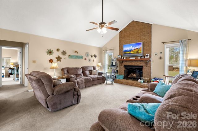 3584 Heather Lane, Gastonia, NC 28056