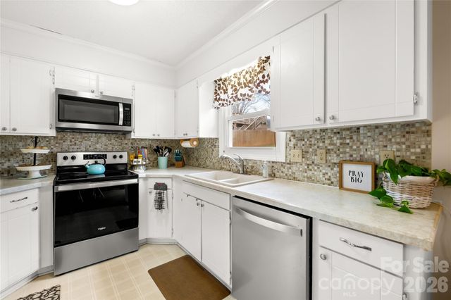 3584 Heather Lane, Gastonia, NC 28056