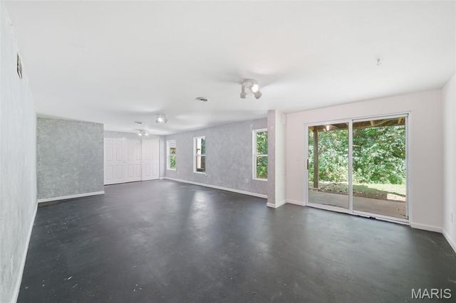 918 Blumhoff Road, Wentzville, MO 63385