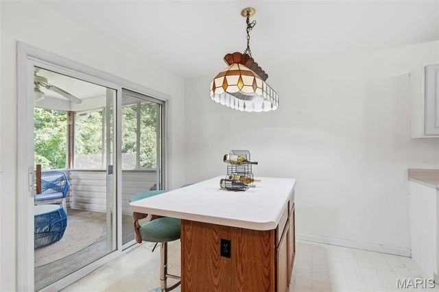 918 Blumhoff Road, Wentzville, MO 63385