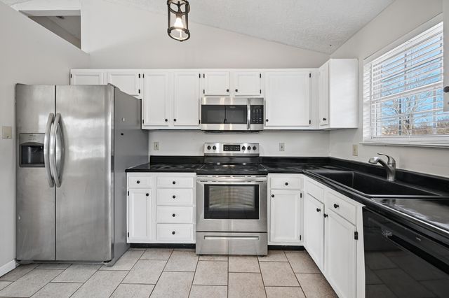 554 Ripple Creek Drive, Elsmere, KY 41018