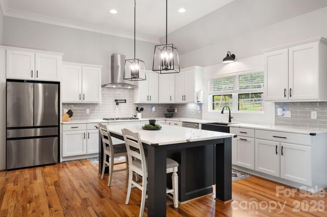 7412 Kingsley Place, Stokesdale, NC 27357