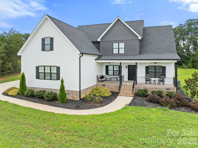 7412 Kingsley Place, Stokesdale, NC 27357