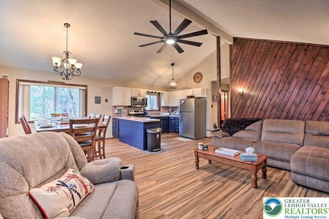 54 Spencer Lane, Penn Forest Twp, PA 18210