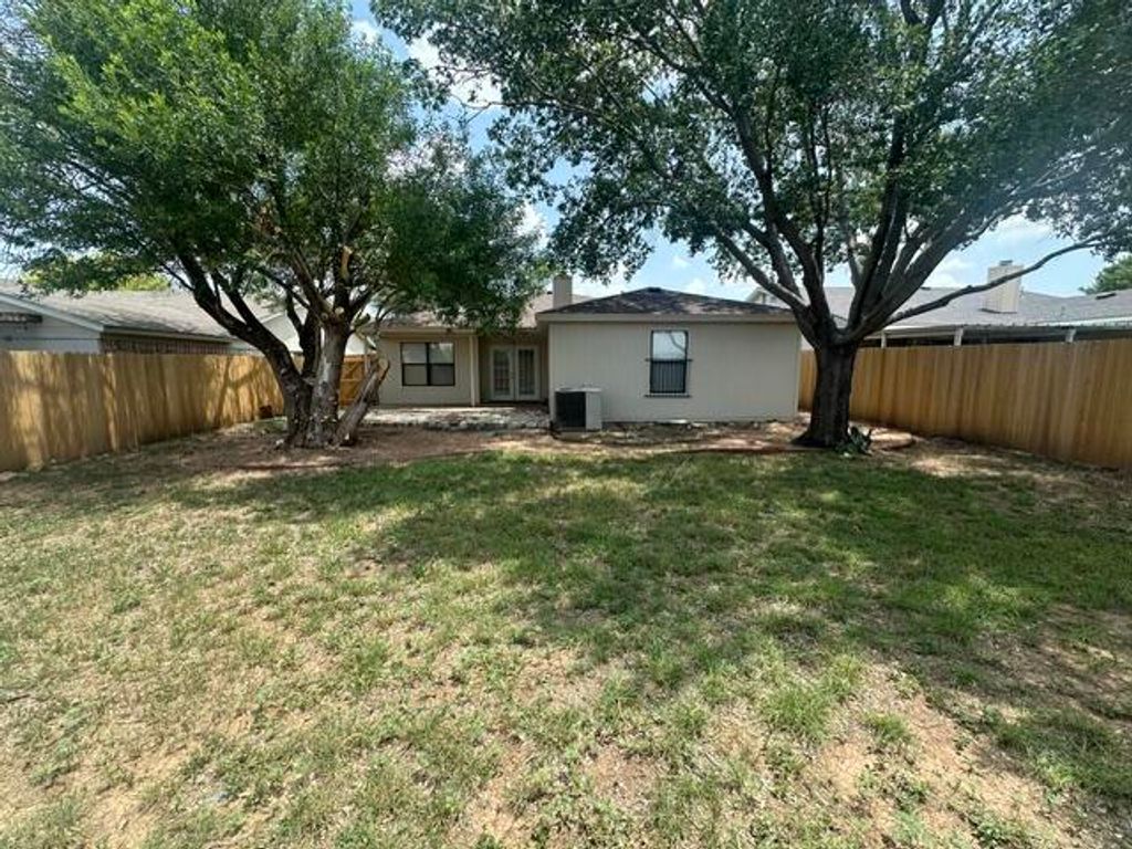 Image 21 of property listing at 1813 La Mesa Lane, San Angelo, TX 76905