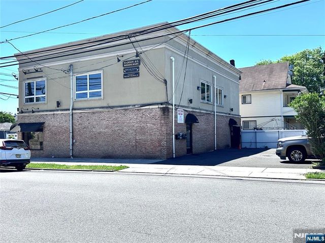 250-254 Madison Avenue 2nd Fl Right, Paterson, NJ 07524