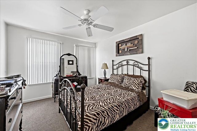 2555 Chestnut Lane, Forks Twp, PA 18040