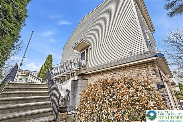 2555 Chestnut Lane, Forks Twp, PA 18040