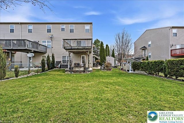 2555 Chestnut Lane, Forks Twp, PA 18040