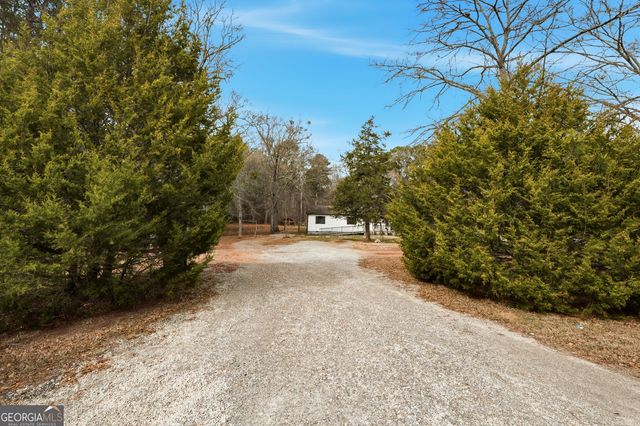5685 Ashland Farm Road, Oxford, GA 30054