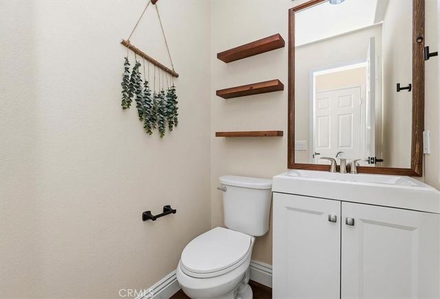 42748 Mountain Shadow, Murrieta, CA 92562