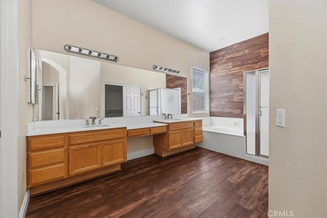 42748 Mountain Shadow, Murrieta, CA 92562
