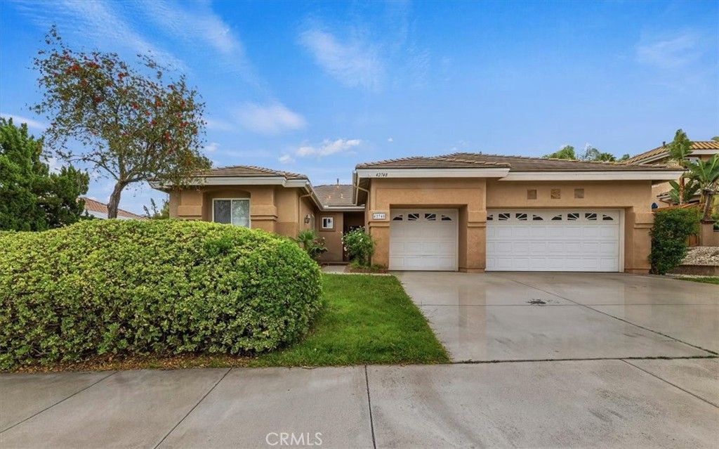42748 Mountain Shadow, Murrieta, CA 92562