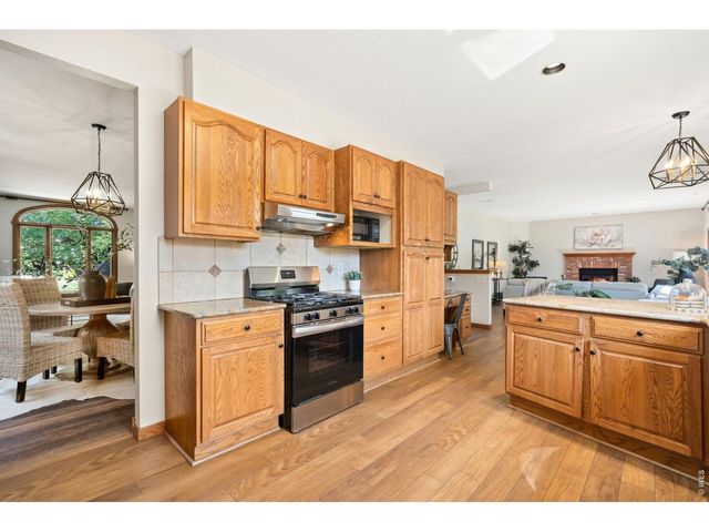 346 High Pointe Dr, Fort Collins, CO 80525