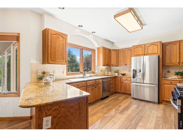 346 High Pointe Dr, Fort Collins, CO 80525