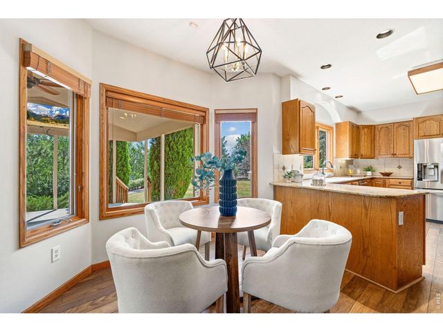 346 High Pointe Dr, Fort Collins, CO 80525