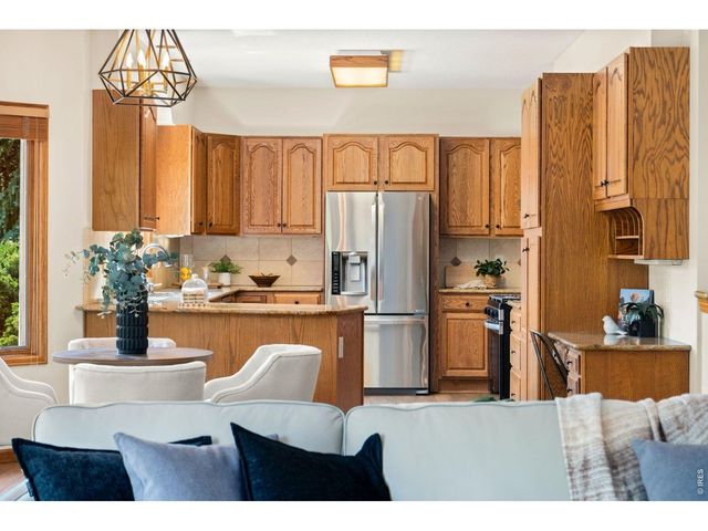 346 High Pointe Dr, Fort Collins, CO 80525