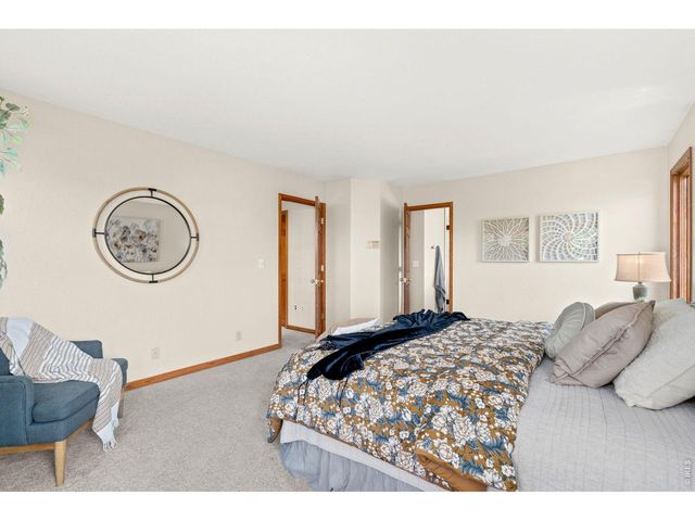 346 High Pointe Dr, Fort Collins, CO 80525