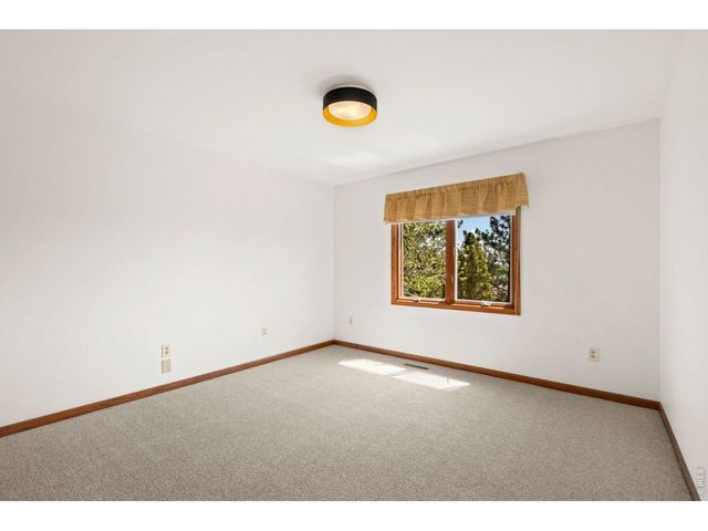 346 High Pointe Dr, Fort Collins, CO 80525